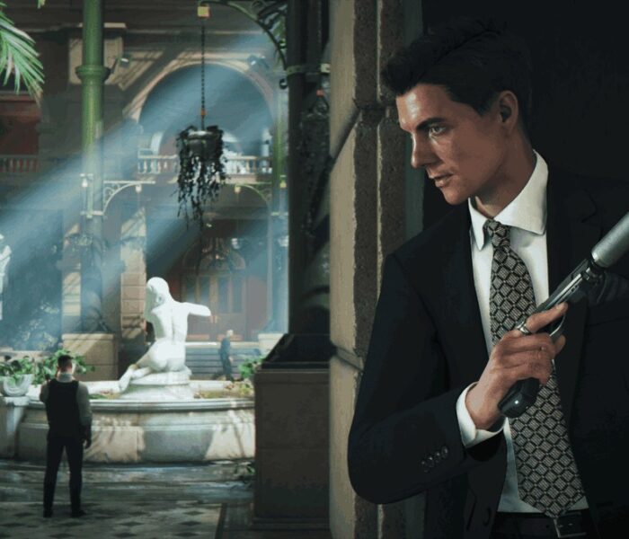 007 First Light'ta GoldenEye kostümü giymiş, susturuculu tabanca tutan genç James Bond'un resmi görseli