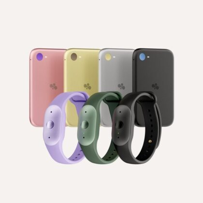Amazon Bee Frontier bileklikleri ve telefona takılan Bee Eclipse cihazlarının resmi ürün görseli